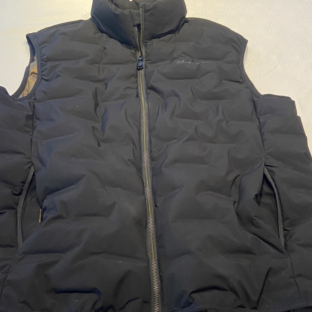 Dakine Men's Dark Vest - Picture 4 of 13